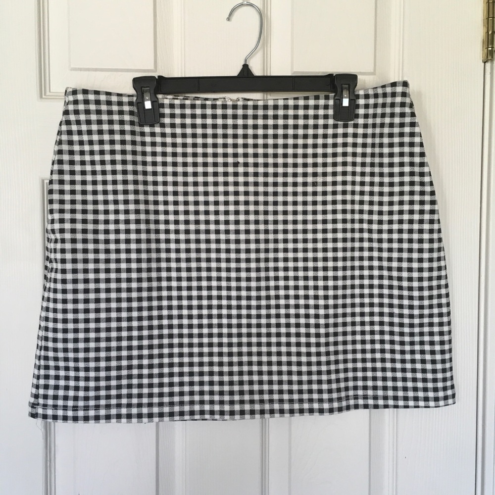 Forever 21+ - Gingham Skirt Black & White Size 1x